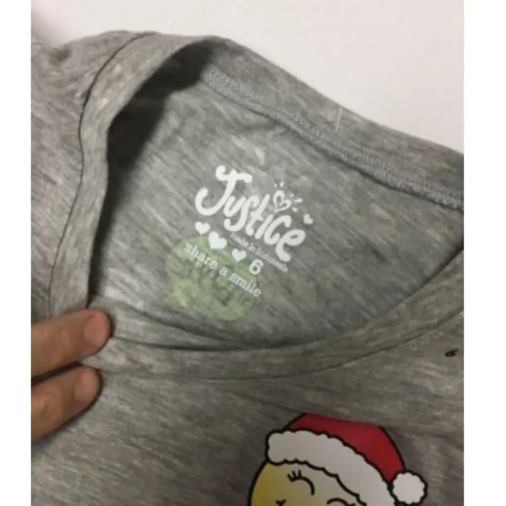 Justice Girls Size 6 Christmas Shirt Gray NWOT